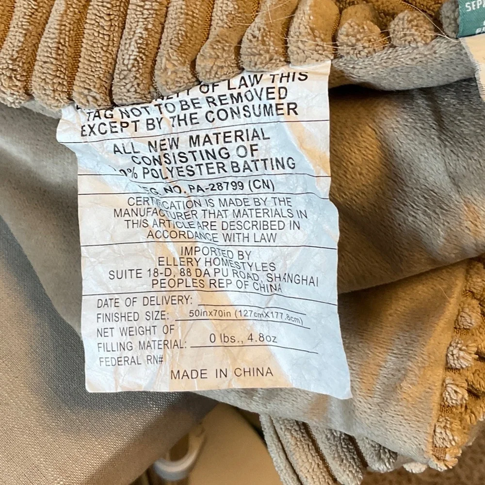 Luxurious Tan Throw Blanket